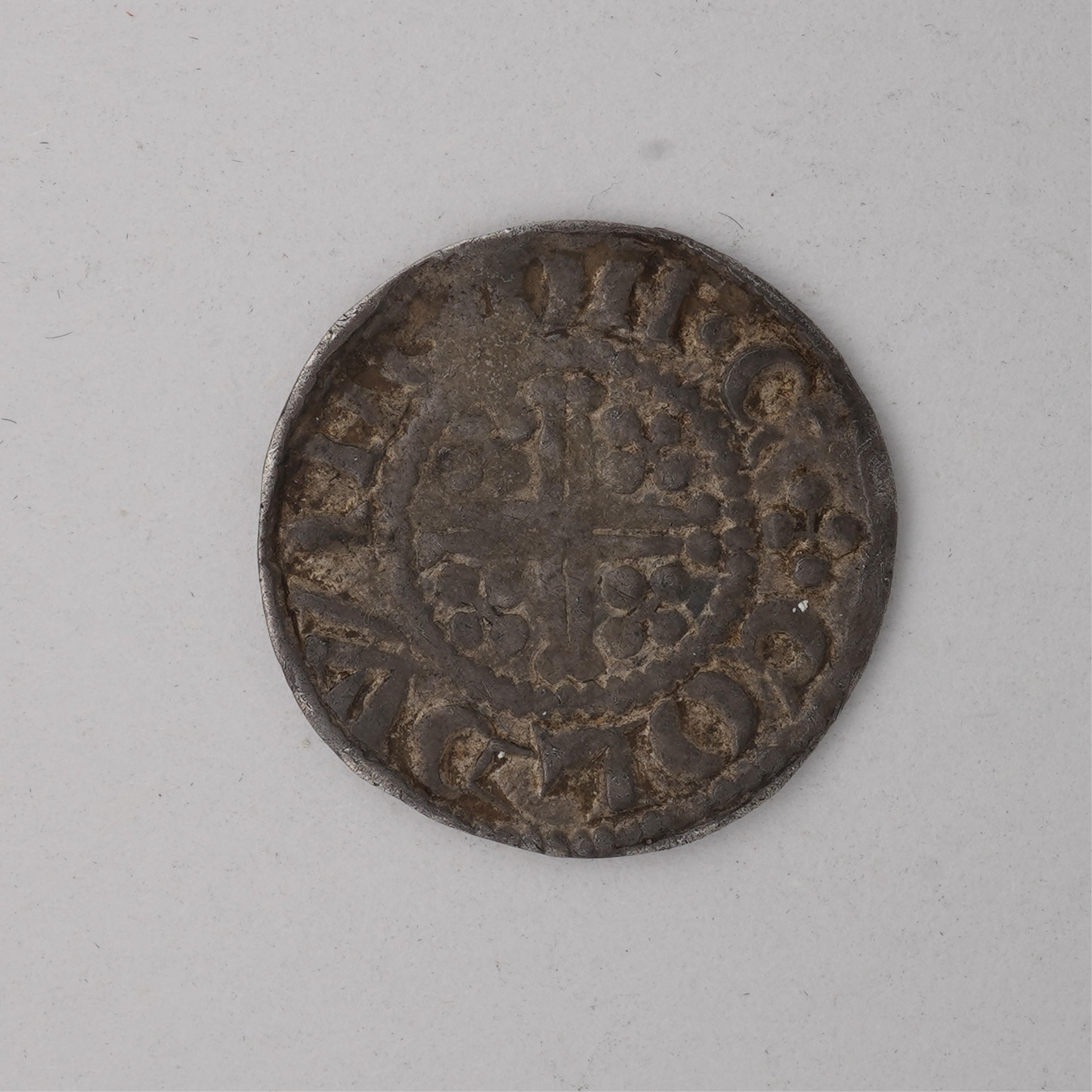 British hammered coins, John (1199-1216), silver penny, Canterbury mint, moneyer Goldwine, class 5b/a mule, fine, 1.4g, ex. Coincraft